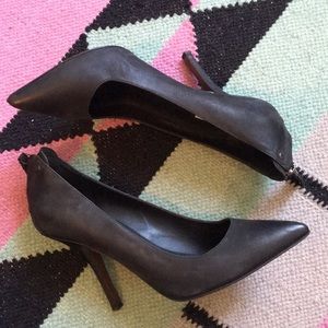 Vera Wang Shoes - Vera Wang black Tammy zip pump Vera Wang Shoes - Vera Wang black Tammy zip pump